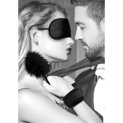Ouch! Black & White Introductory Bondage Kit #2